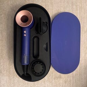 Special Edition Supersonic Hairdryer in Blue Vinca Rose